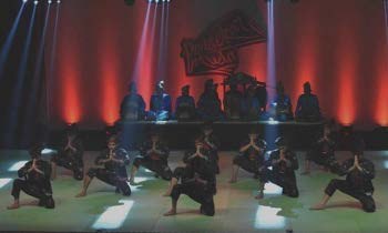 Pendekar Muda stage performance
